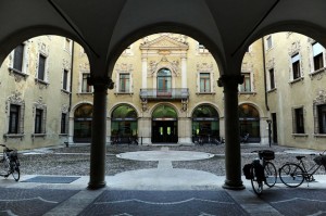 The splendour of Mantua's palazzi and courtyards
