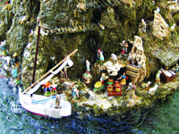 Fountain Christmas Crib in Amalfi with Fishing Boat and Ceramic Shop200PX
