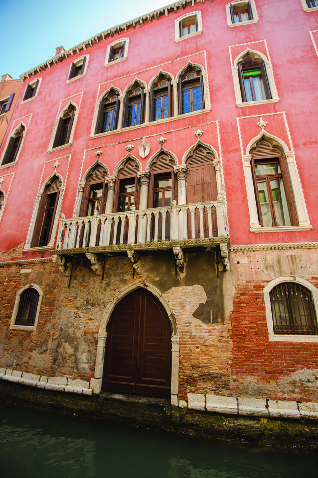 18 Exterior of Palazzo Bragadin