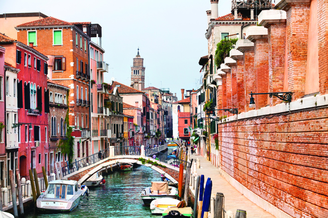 Dorsoduro is one of Venice's more affordable areas. 