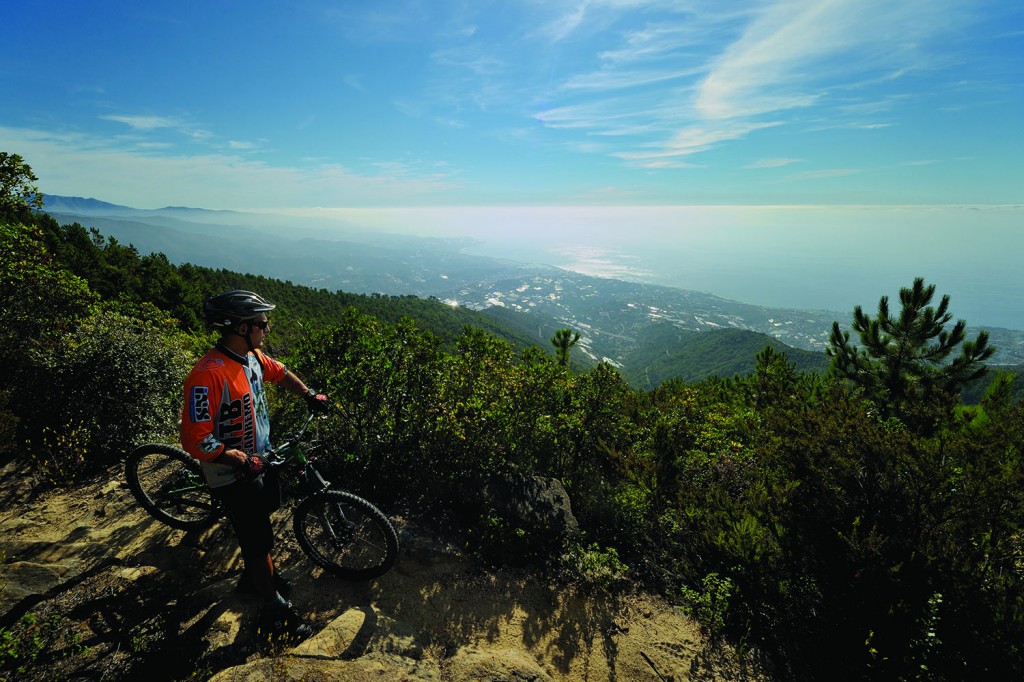 2 Sanremo from the hills- Photos Archive Agenzia In Liguria