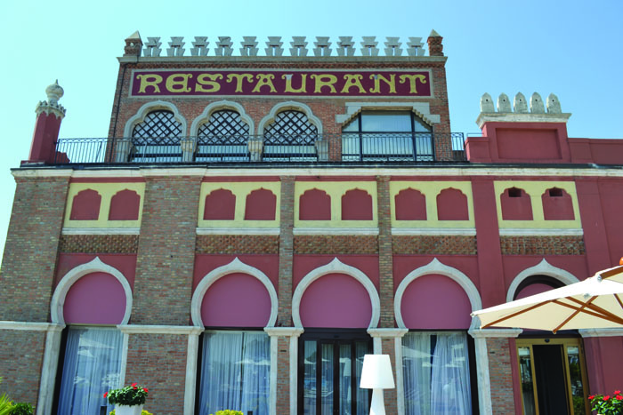 Restaurant of Excelsior Hotel on Lido