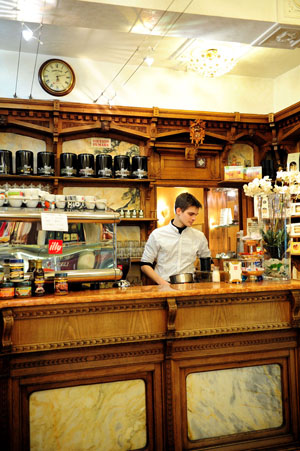 The liberty decor of Pasticceria La Ducale in Mantua