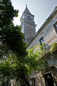 bell-tower-533x800-poveglia-isalnd