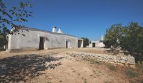 Trullo Ulivo, Puglia, Italy