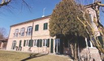 Castiglione cascina