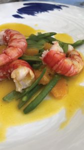 Salad of orange, green bean and red shrimp