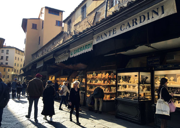The fabulous Ponte Vecchio over Florence river