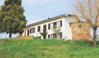 Nizza Monferrato house, Piedmont
