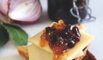 red onion jam