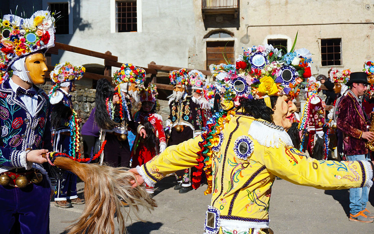 costumes at the winter carnival in san bernardo