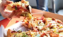 Takeaway Hawaiian Pizza