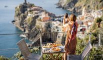 5 reasons to visit cinque terre