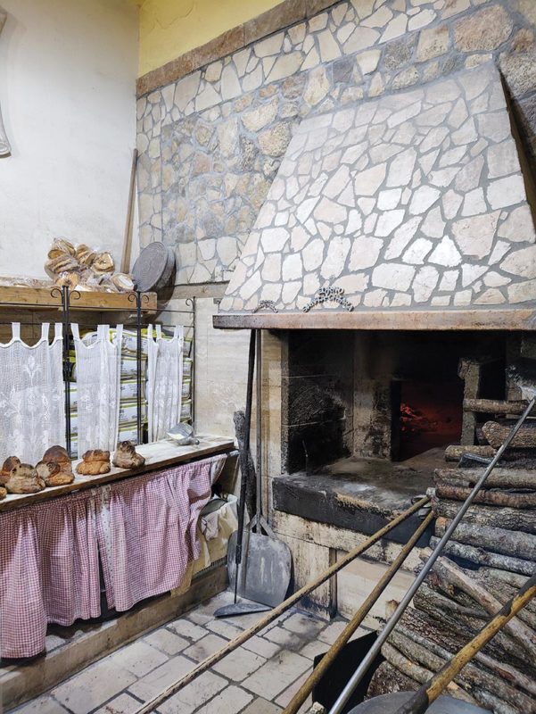 Bread at Altamura ancient bakery
