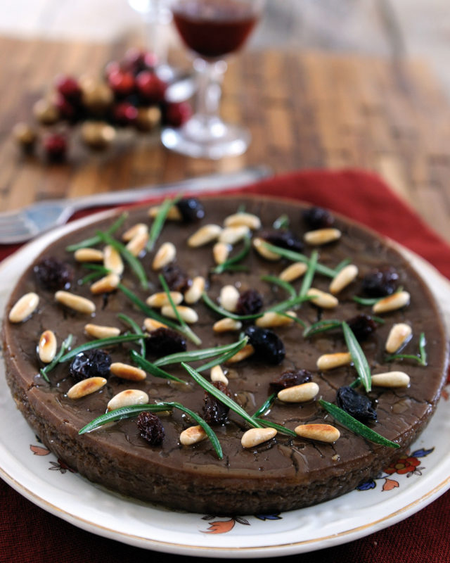 Tuscan Chestnut Christmas Cake vegan gluten free 