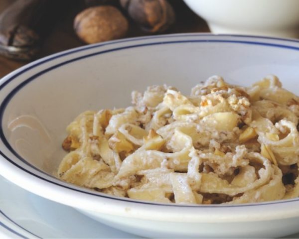 Tagliatelle with Ricotta and walnuts